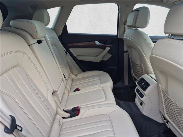 Used 2023 Audi Q5 2.0T Premium Plus w/ Premium Plus Package AWD/4WD image 20