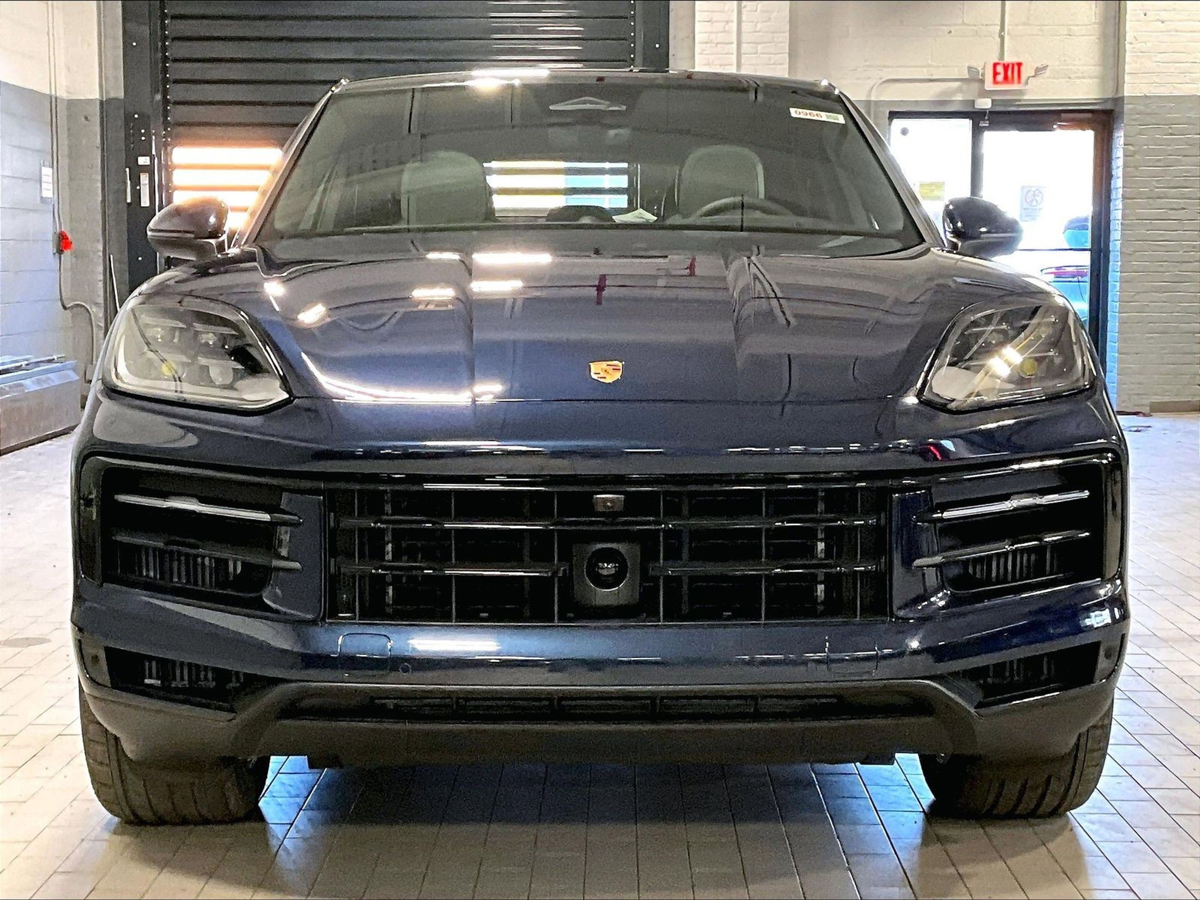New 2026 Porsche Cayenne S AWD/4WD image 22