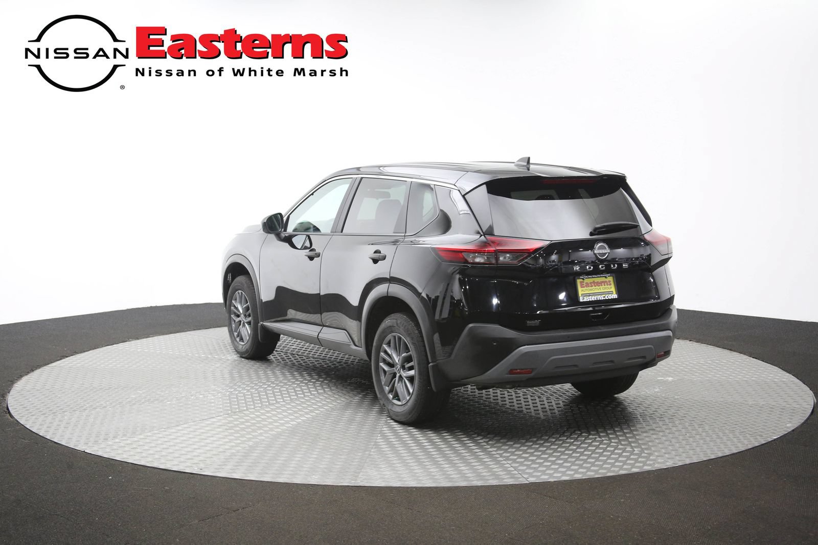 Used 2023 Nissan Rogue S FWD image 64