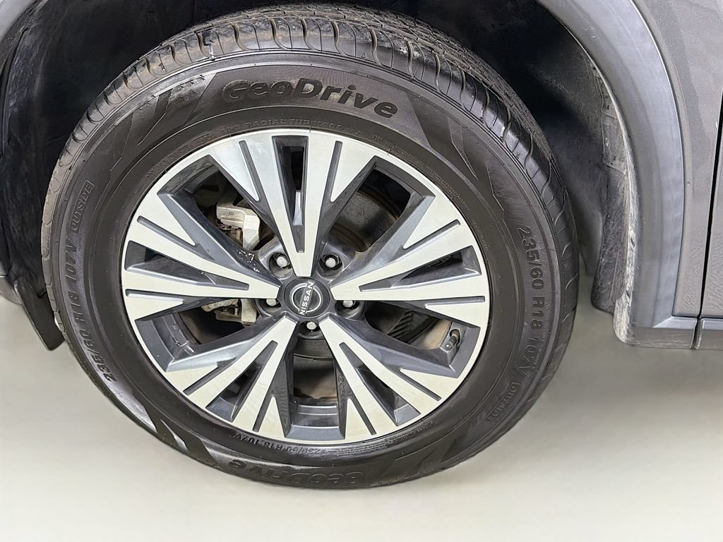Used 2022 Nissan Rogue SV FWD image 34
