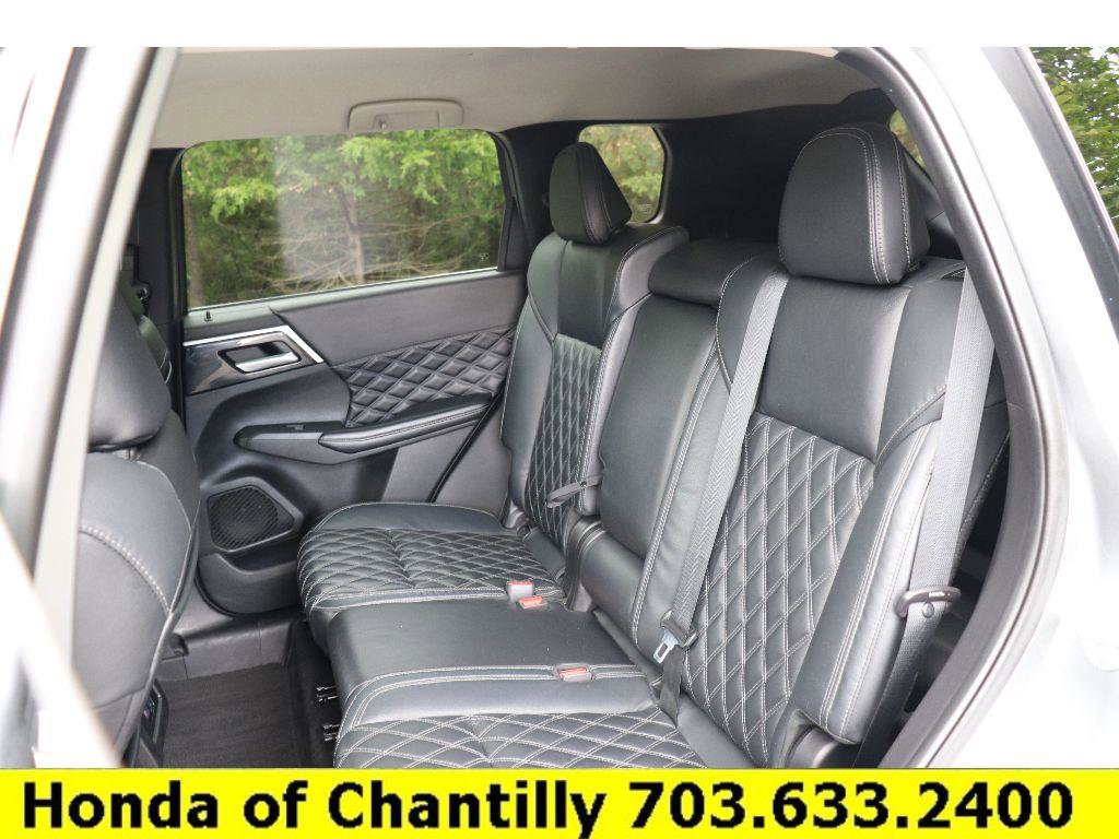 Used 2022 Mitsubishi Outlander SEL AWD/4WD image 24