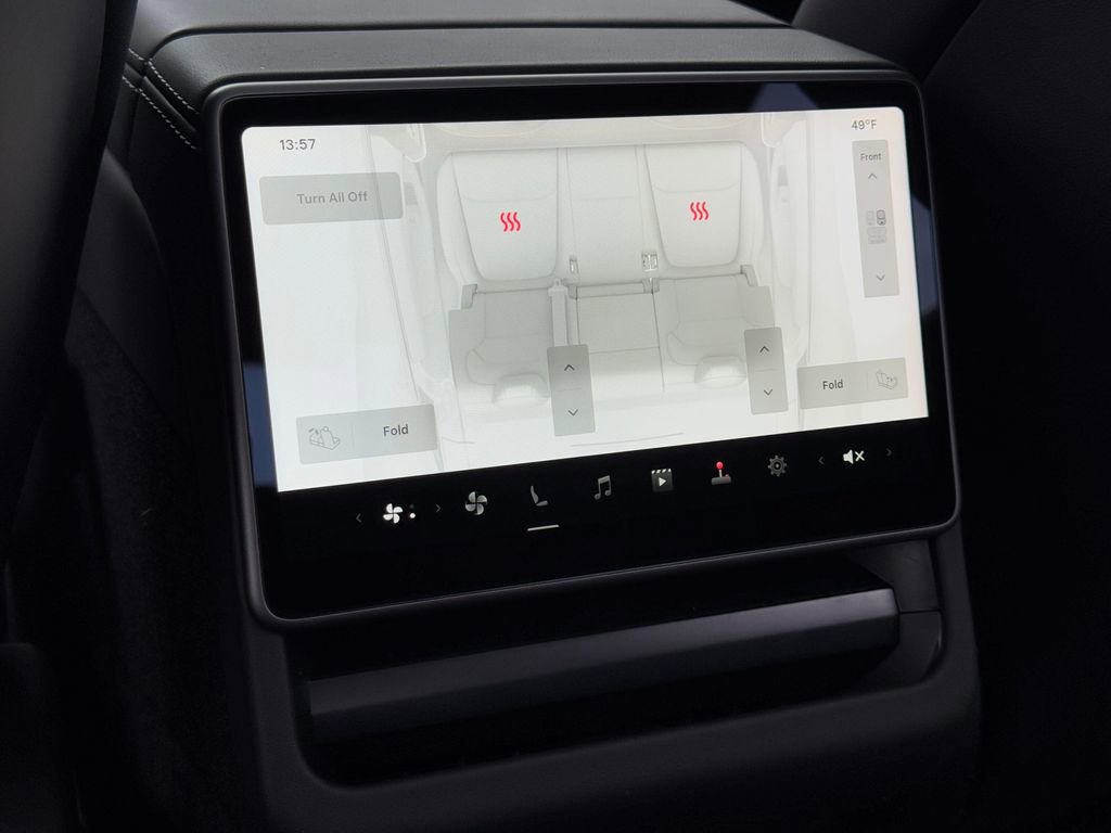 Used 2026 Tesla Model Y Long Range image 30