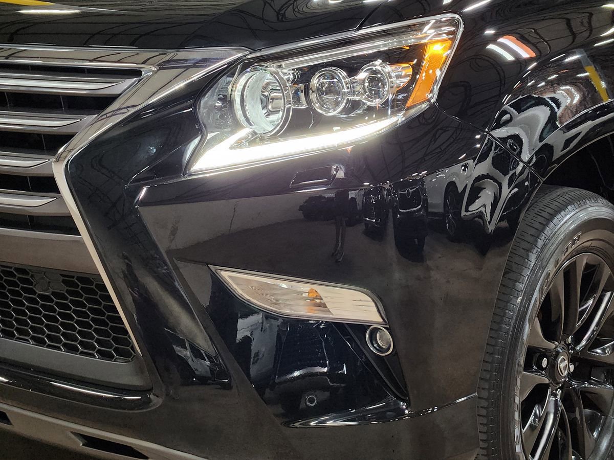 Used 2015 Lexus GX 460 w/ Premium Package image 14