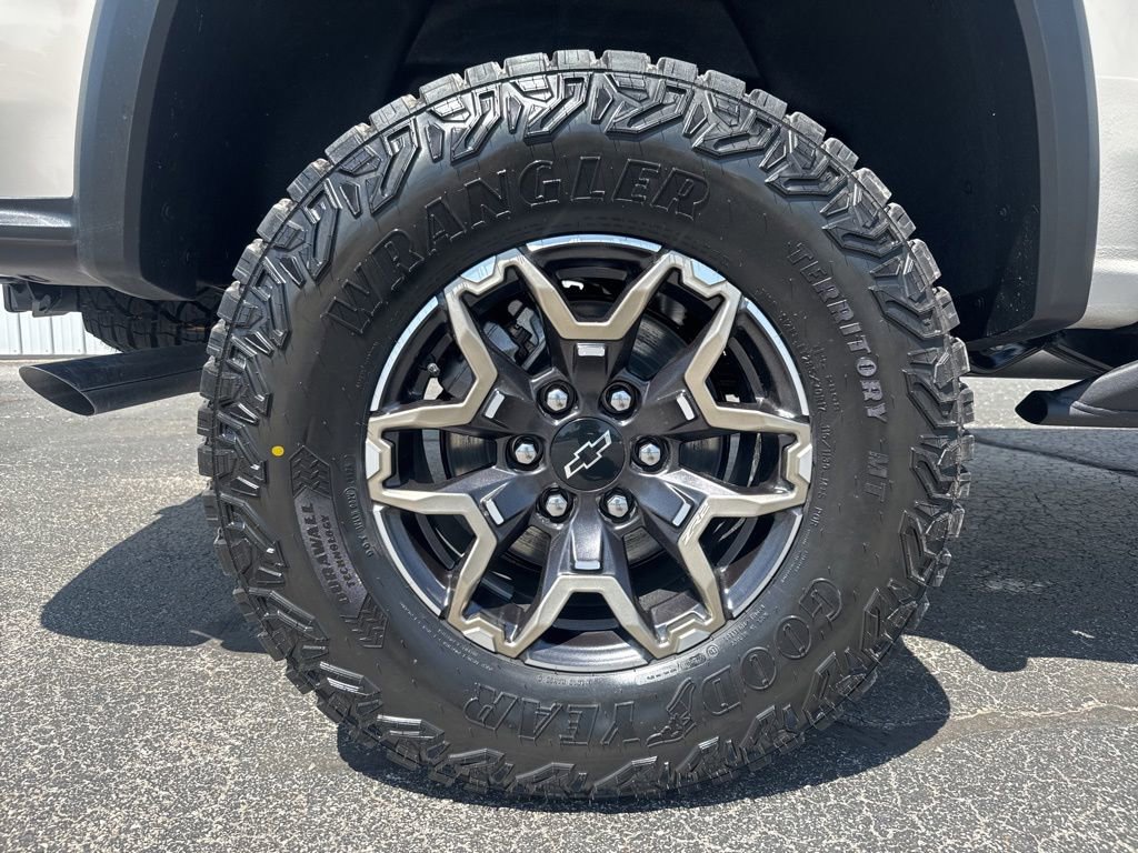 New 2026 Chevrolet Colorado ZR2 AWD/4WD image 10