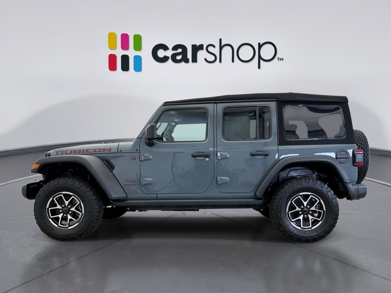 Used 2024 Jeep Wrangler Rubicon w/ Technology Group image 2