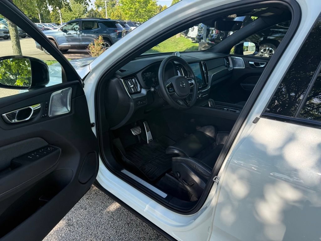 Used 2020 Volvo XC60 T8 Polestar AWD/4WD image 12