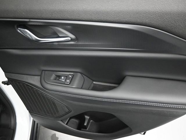 New 2025 Jeep Grand Cherokee Altitude image 13