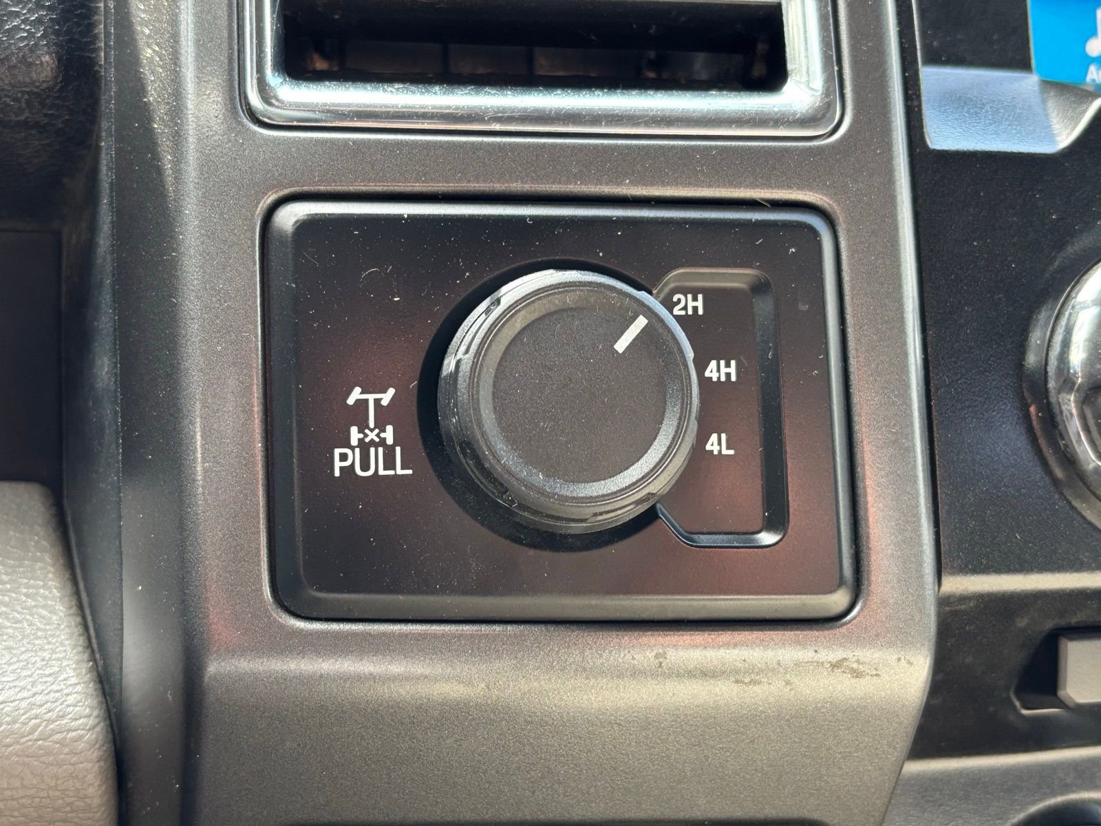 Used 2017 Ford F250 XLT w/ XLT Value Package image 6