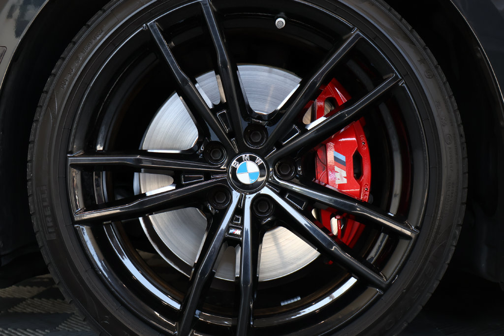 Used 2024 BMW 430i Coupe w/ M Sport Package RWD image 10