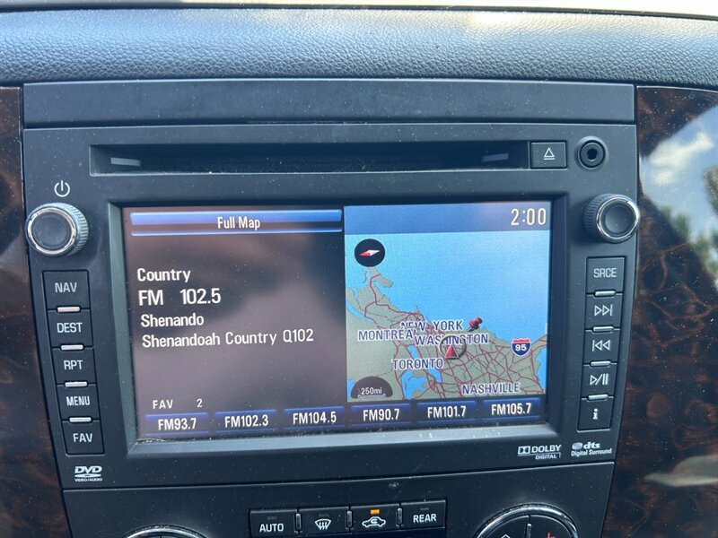 Used 2013 GMC Yukon Denali AWD/4WD image 17