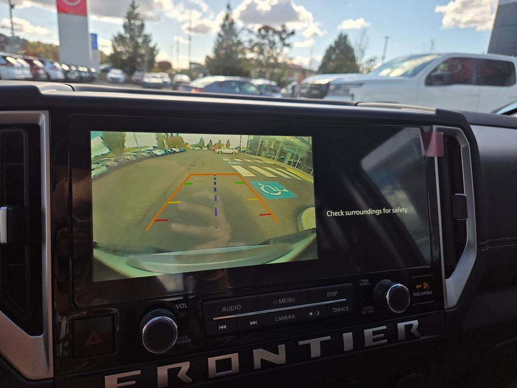 New 2025 Nissan Frontier SV w/ SV Convenience Package image 9
