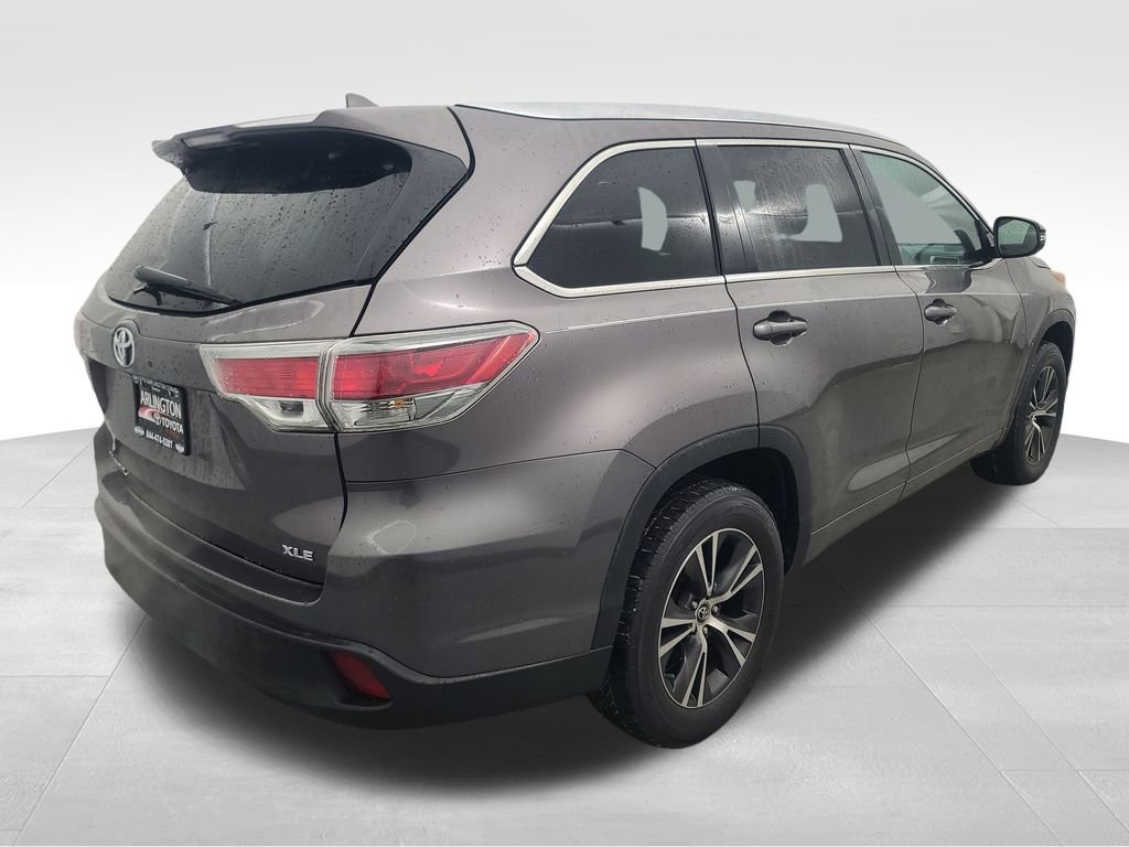 Used 2015 Toyota Highlander XLE image 4