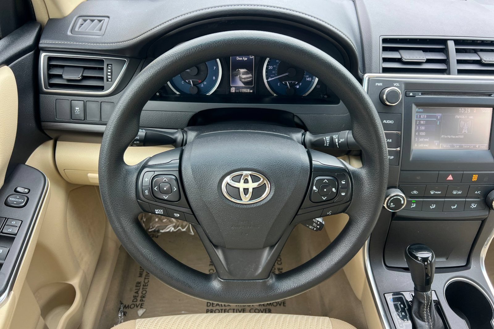 Used 2017 Toyota Camry LE FWD image 16