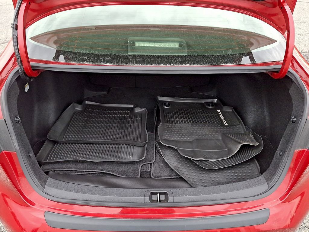 Used 2020 Toyota Corolla LE image 27