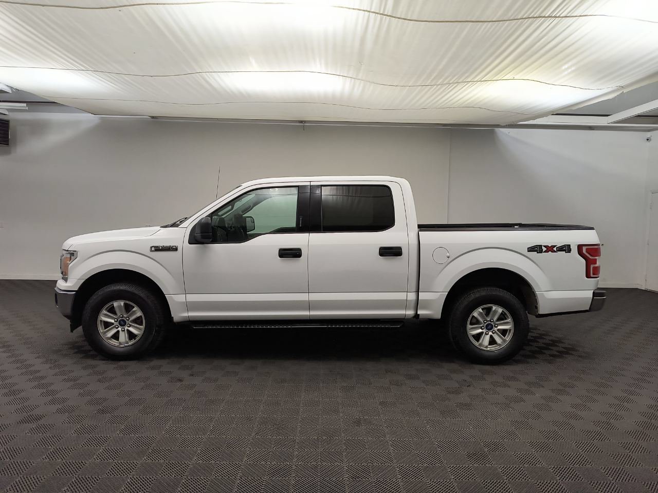 Used 2018 Ford F150 XLT AWD/4WD image 2