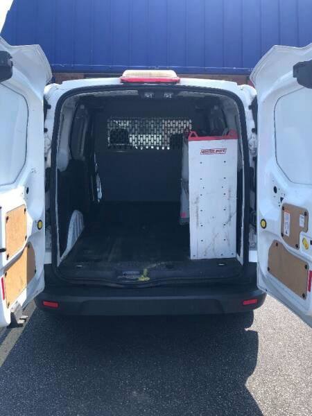 Used 2015 Ford Transit Connect XLT image 4