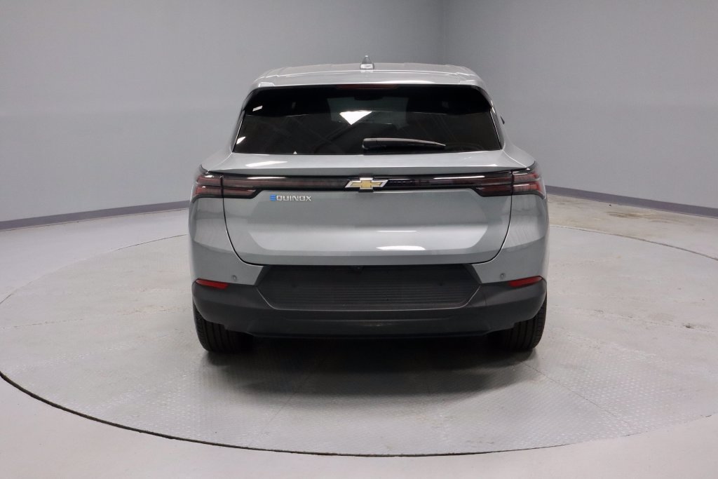 Used 2025 Chevrolet Equinox EV LT w/ Comfort Package FWD image 10
