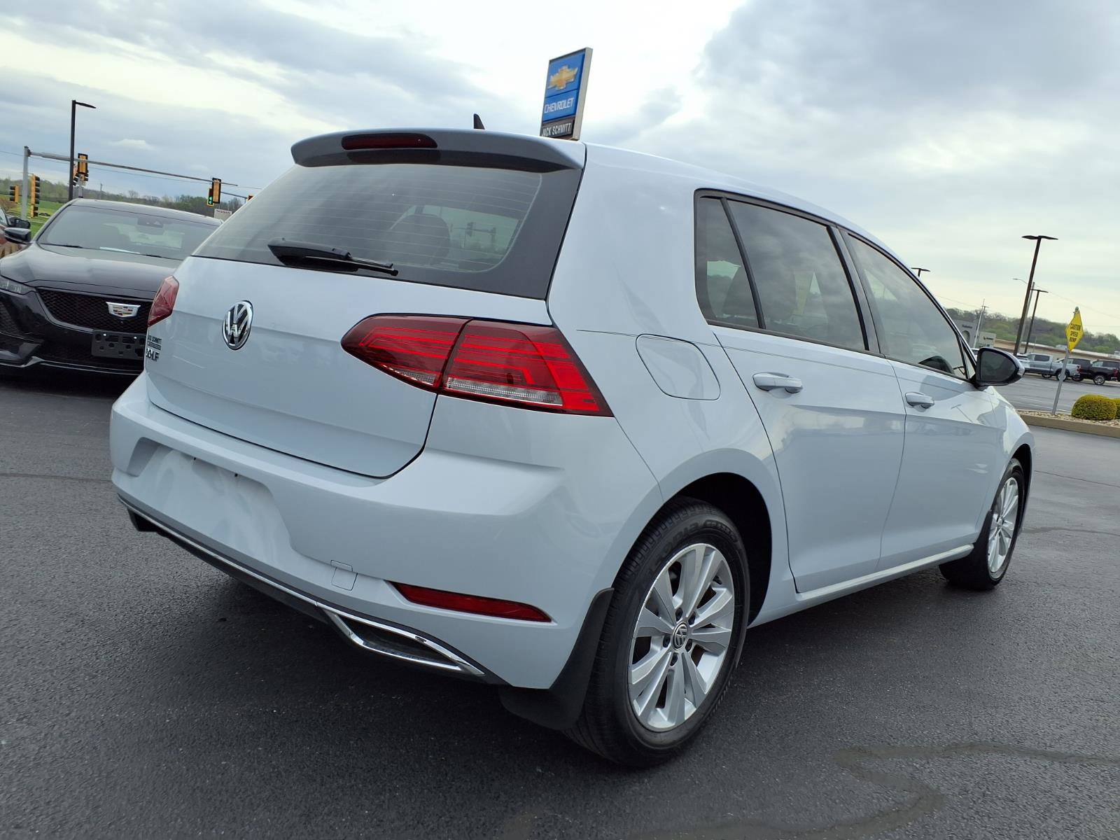Used 2021 Volkswagen Golf 4-Door FWD image 30