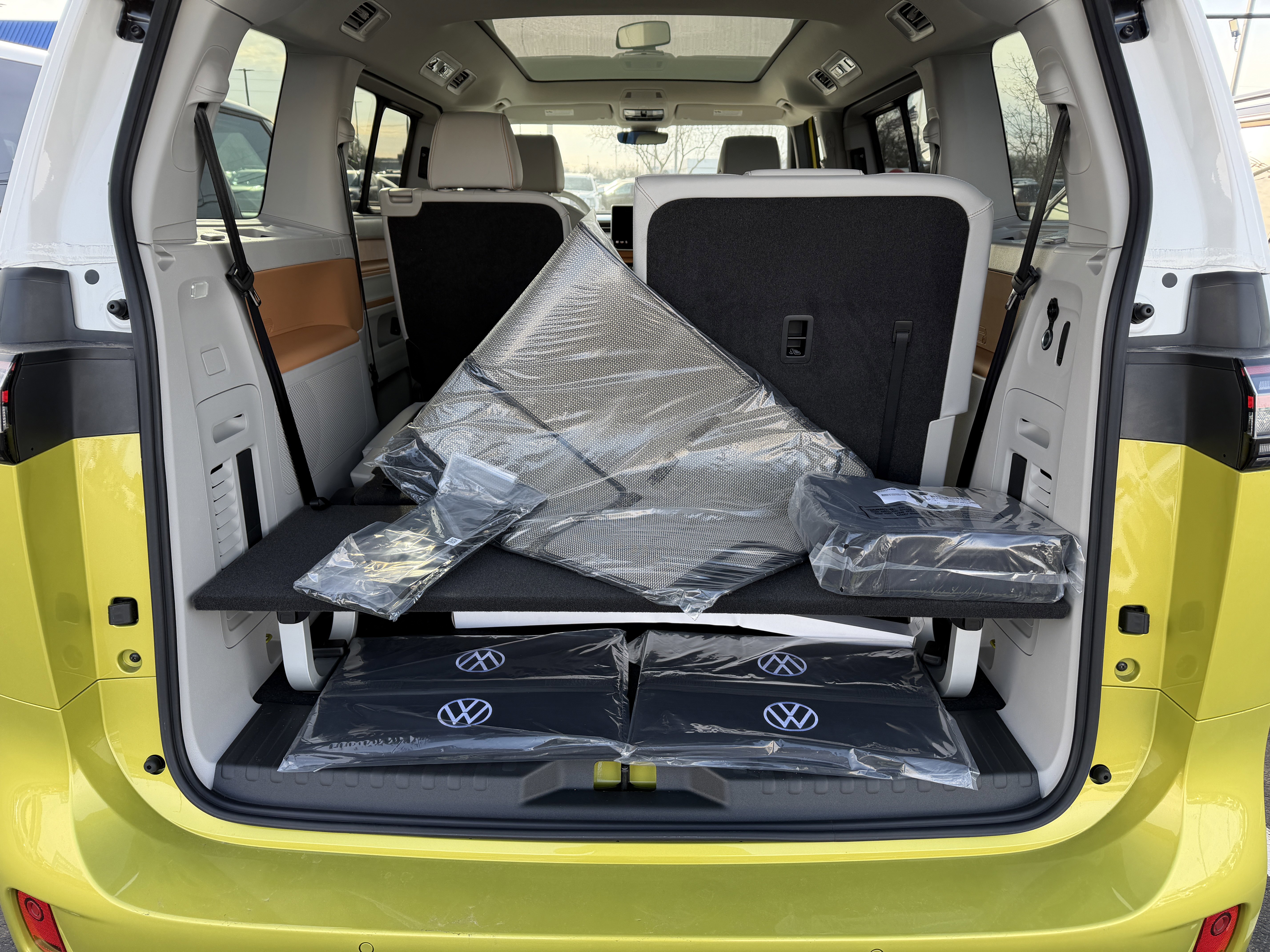 New 2025 Volkswagen ID. Buzz Pro S Plus image 31