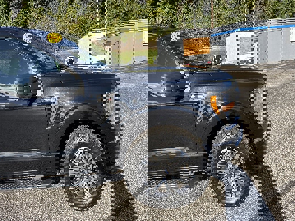 Used 2021 Ford F150 XL w/ STX Appearance Package image 2