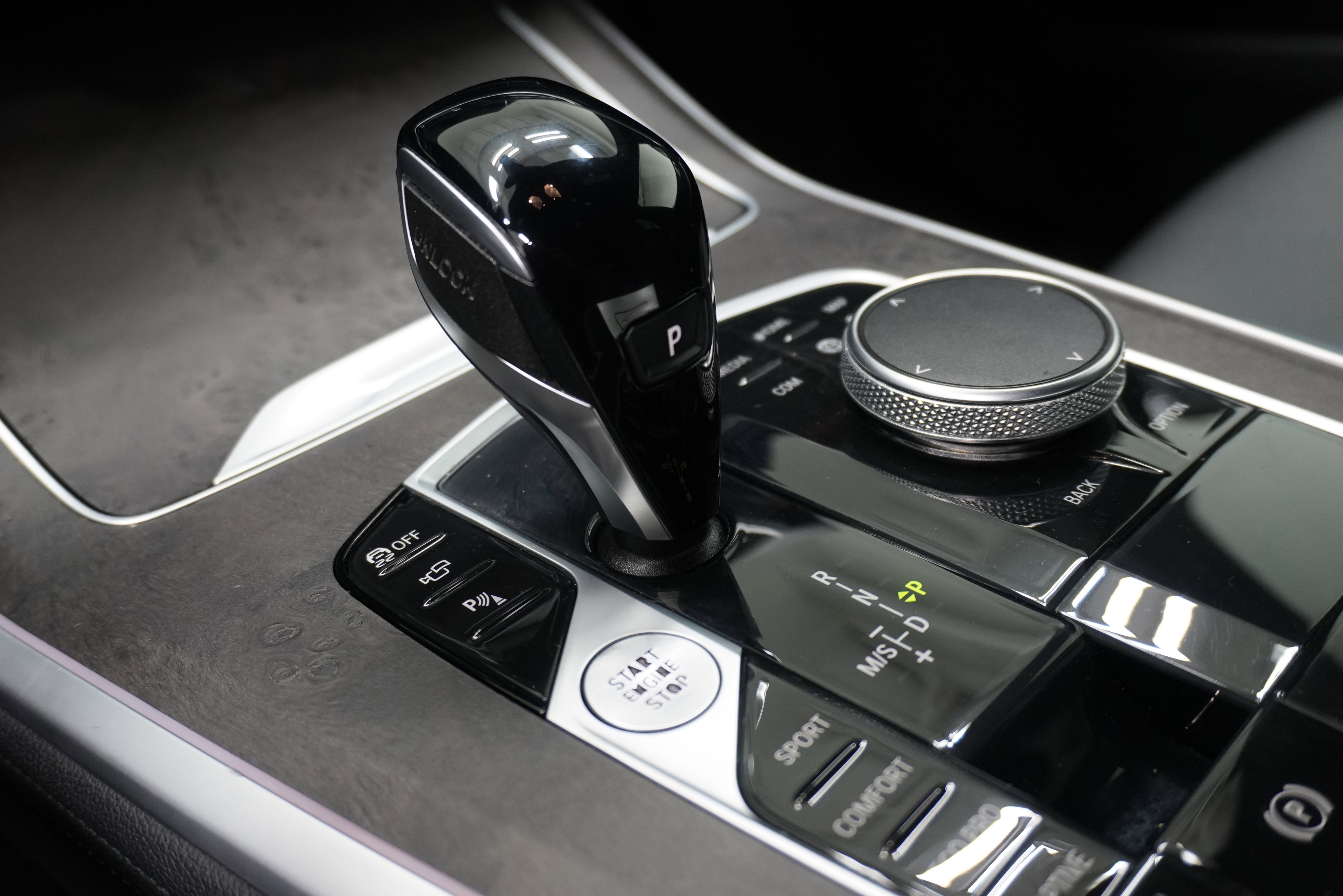 Used 2022 BMW X5 sDrive40i w/ Parking Assistance Package image 22