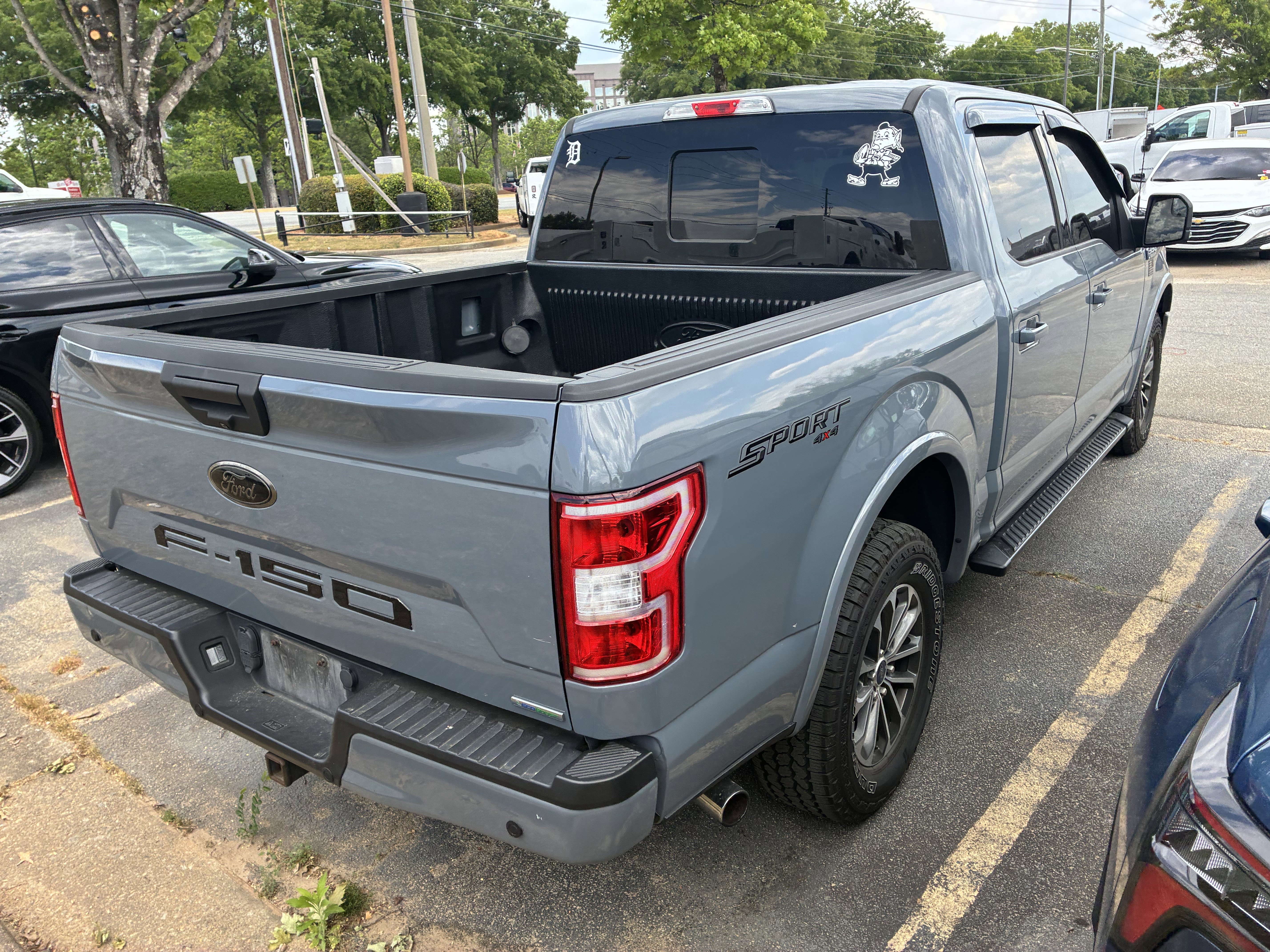 Used 2019 Ford F150 XLT w/ Equipment Group 302A Luxury AWD/4WD image 8