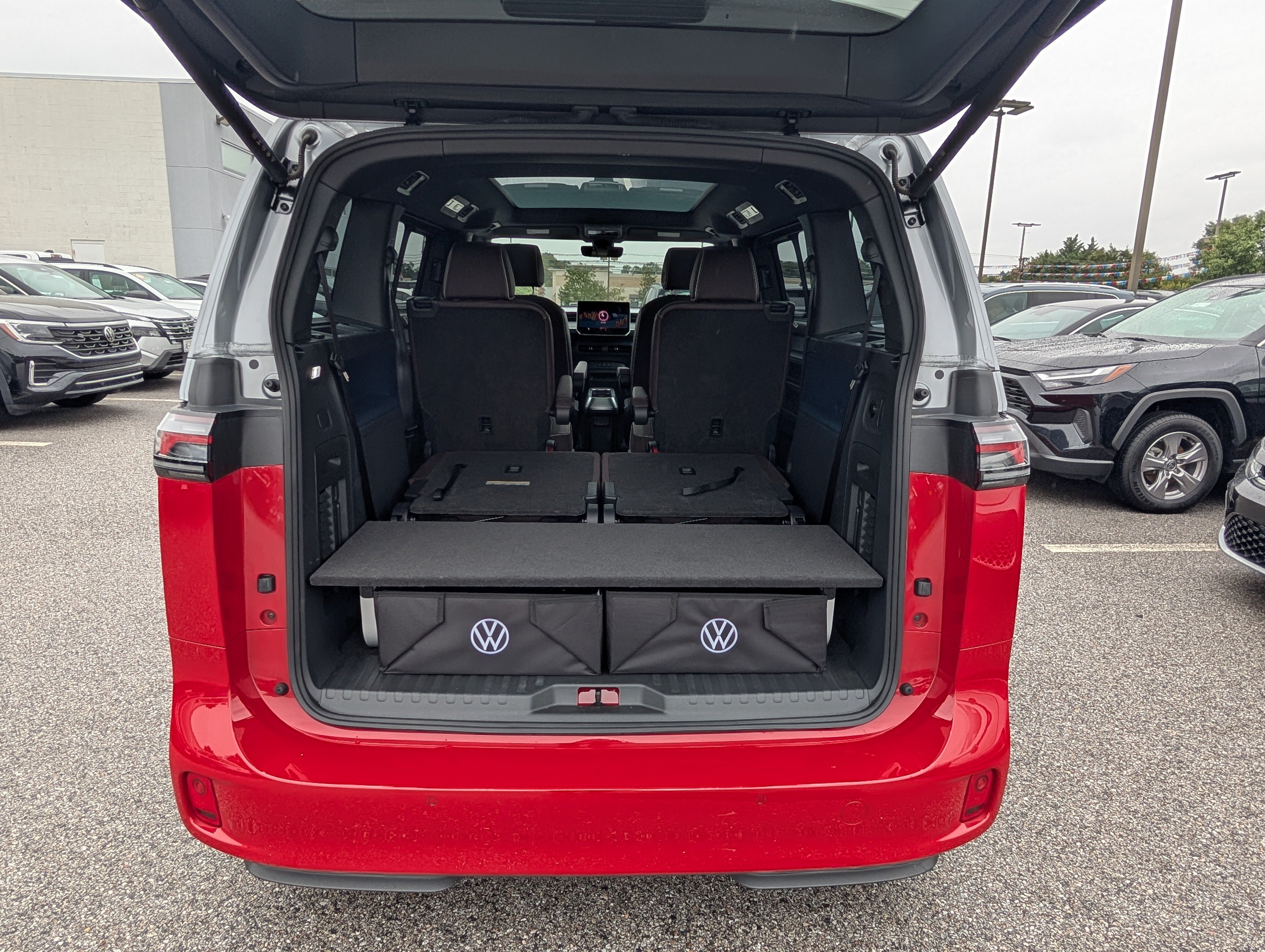 Used 2025 Volkswagen ID. Buzz Pro S Plus AWD/4WD image 13