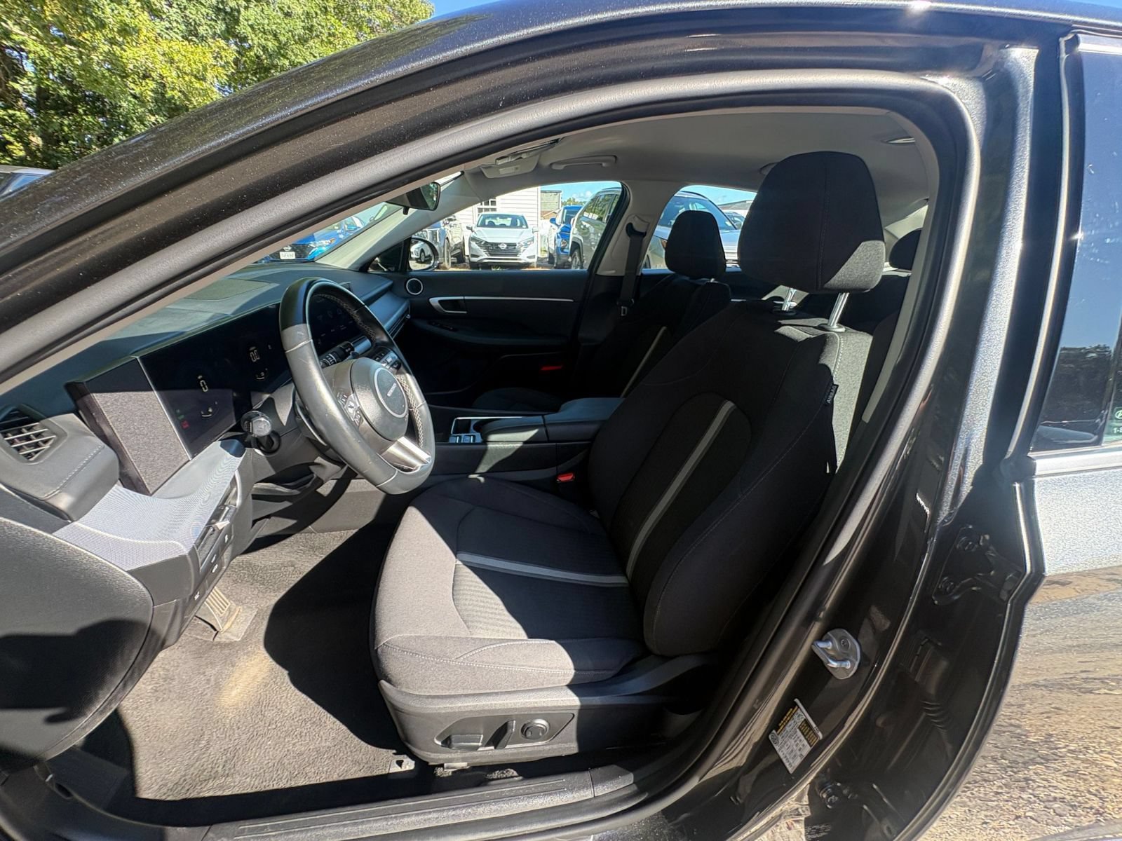 Used 2025 Hyundai Sonata SEL FWD image 22