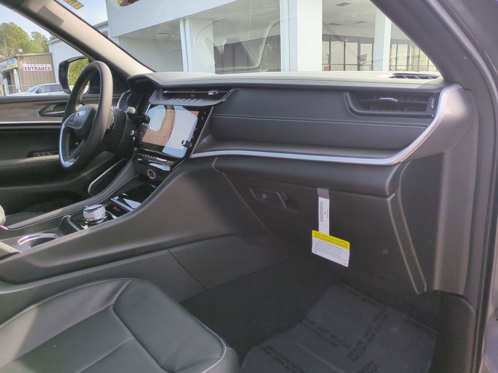 New 2026 Jeep Grand Cherokee L Limited image 36