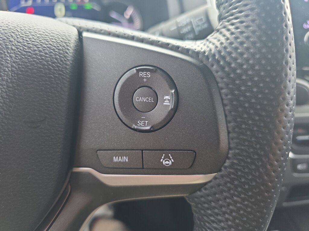 Used 2024 Honda Passport EX-L image 12