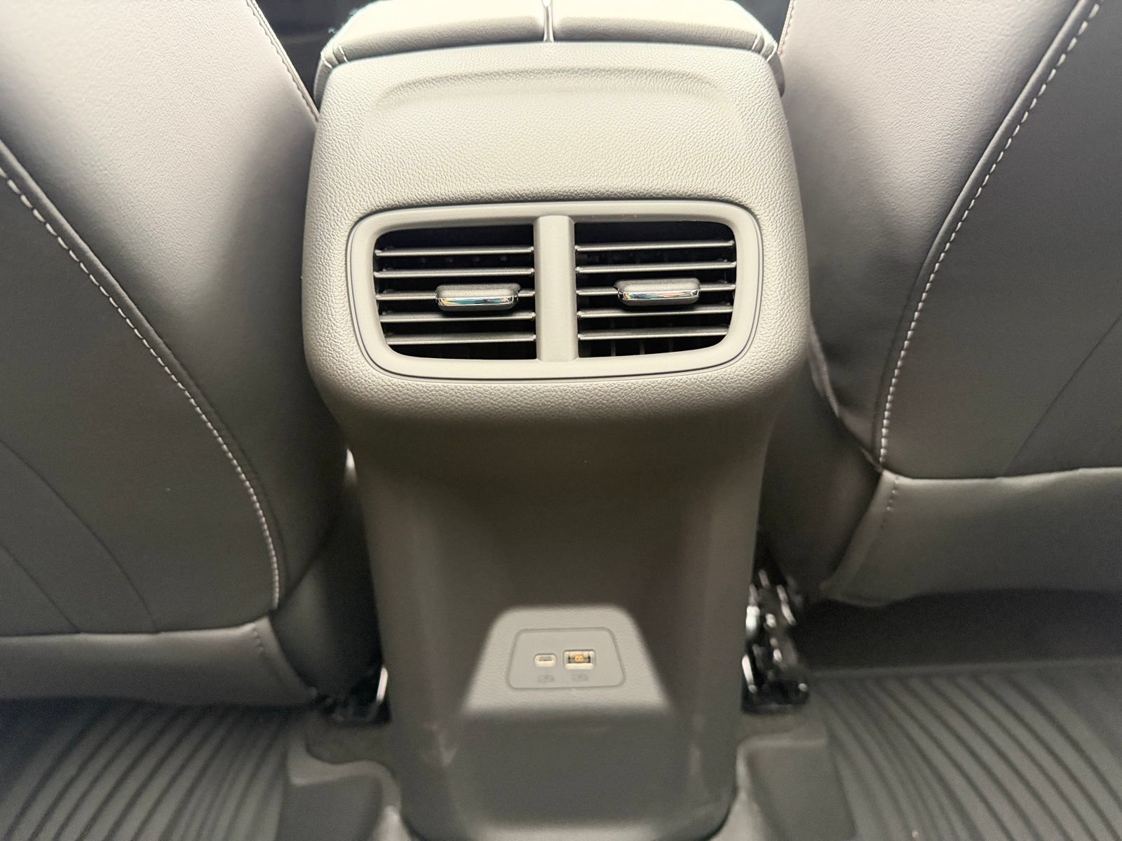 New 2026 Buick Envision Sport Touring AWD/4WD image 13