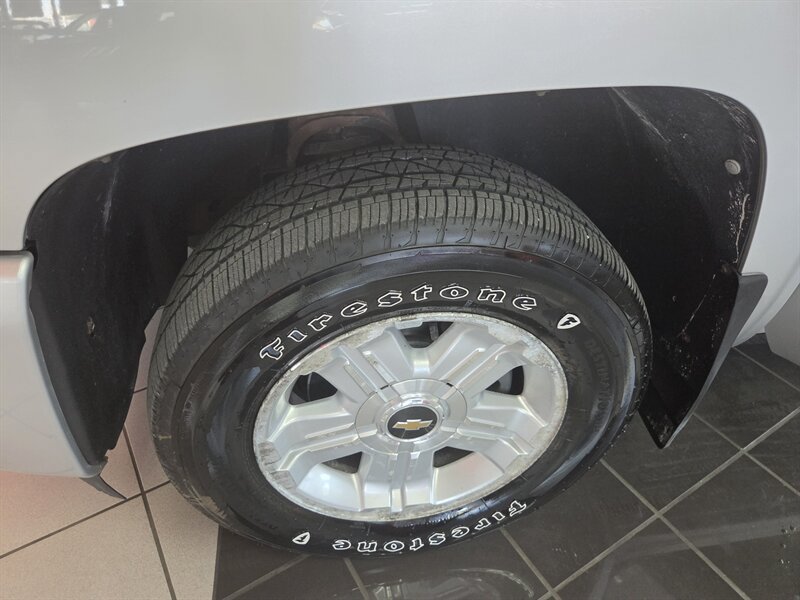 Used 2012 Chevrolet Silverado 1500 LTZ AWD/4WD image 35