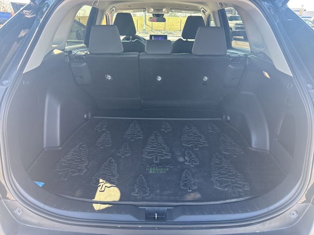 Used 2023 Toyota RAV4 AWD Hybrid image 6