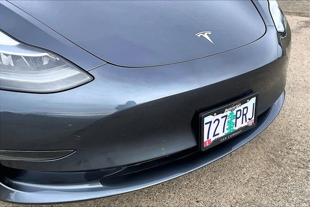 Used 2023 Tesla Model 3 Performance image 32