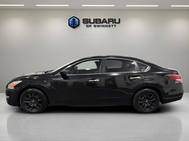 Used 2014 Nissan Altima 2.5 S FWD image 2