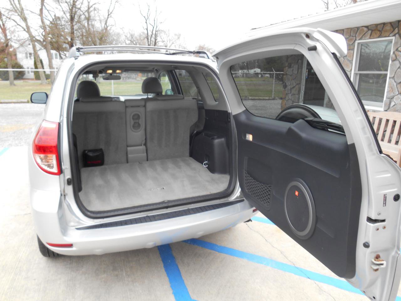 Used 2008 Toyota RAV4 Limited image 11