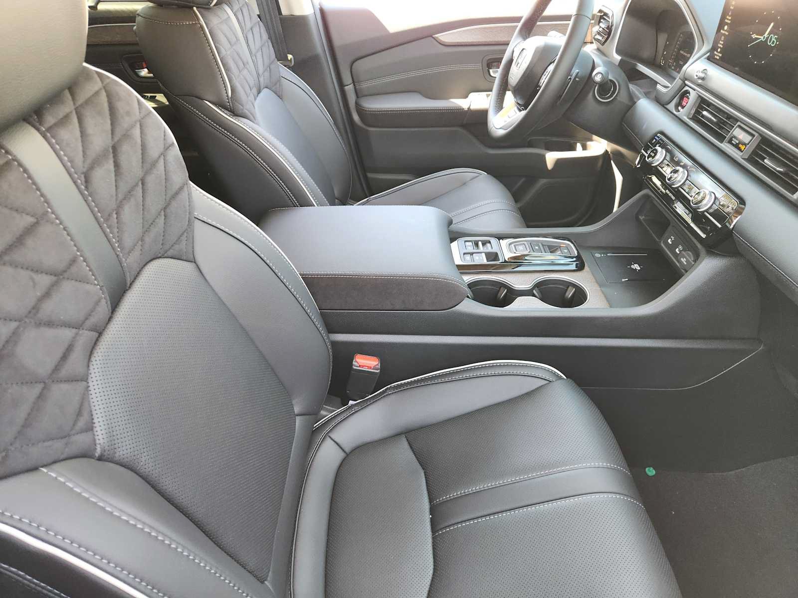 New 2026 Honda Pilot Elite image 11
