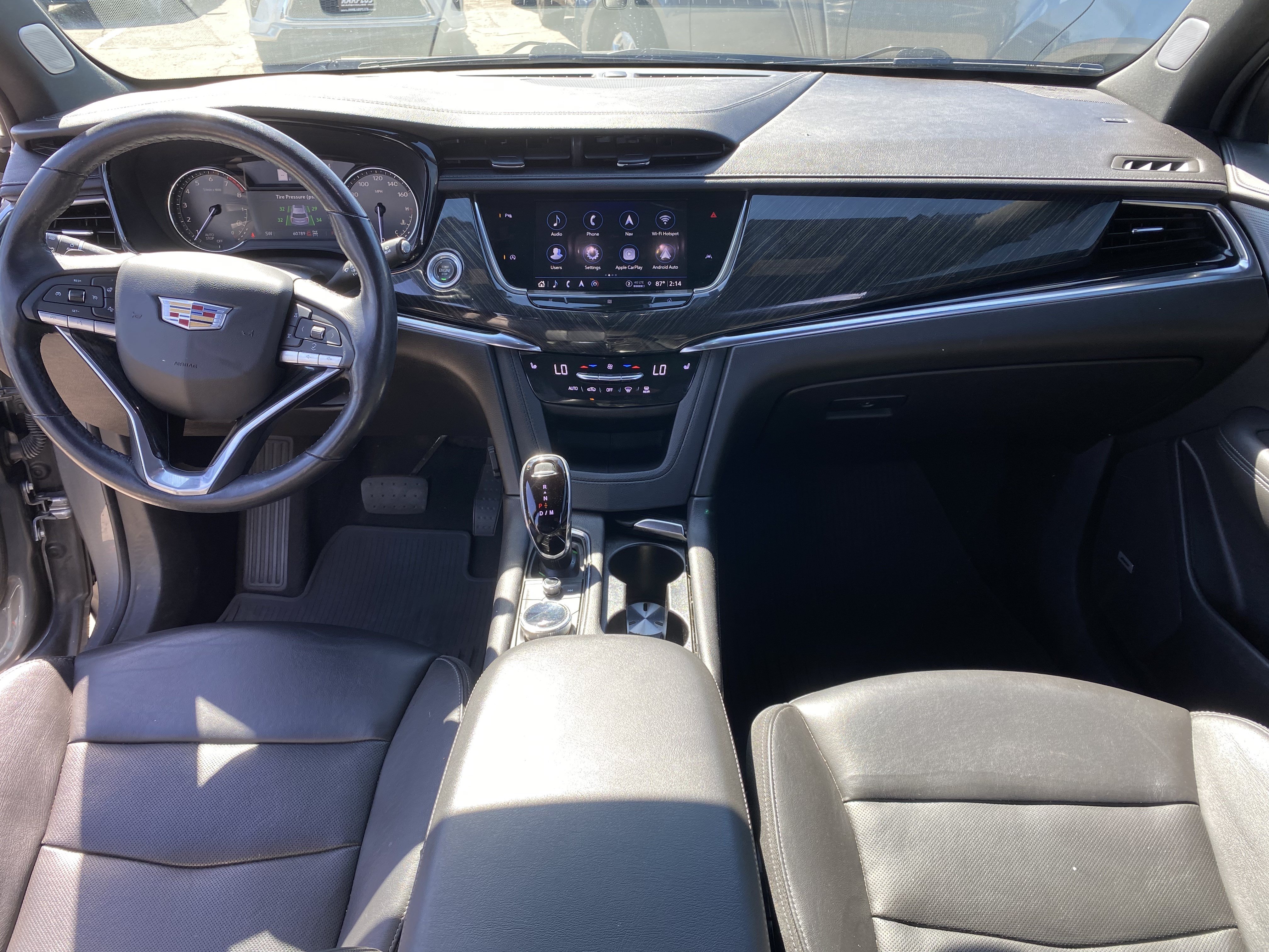 Used 2021 Cadillac XT6 Premium Luxury AWD/4WD image 25