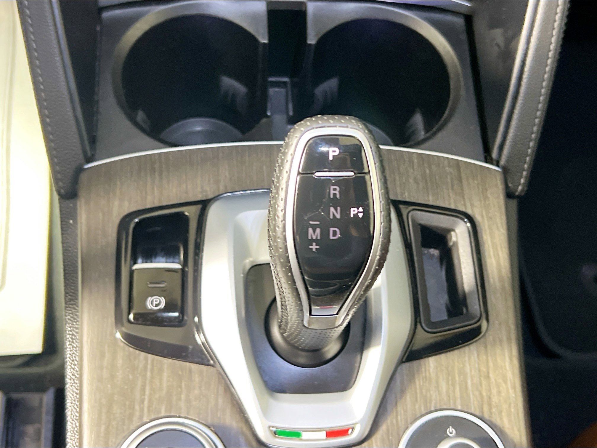 Used 2022 Alfa Romeo Stelvio Ti image 25