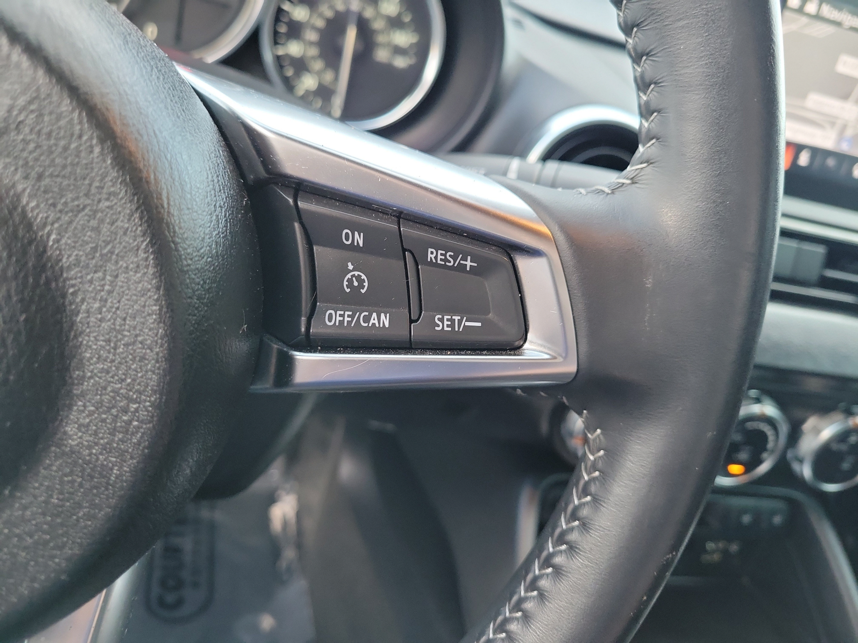 Used 2021 MAZDA MX-5 Miata RF Grand Touring RWD image 27