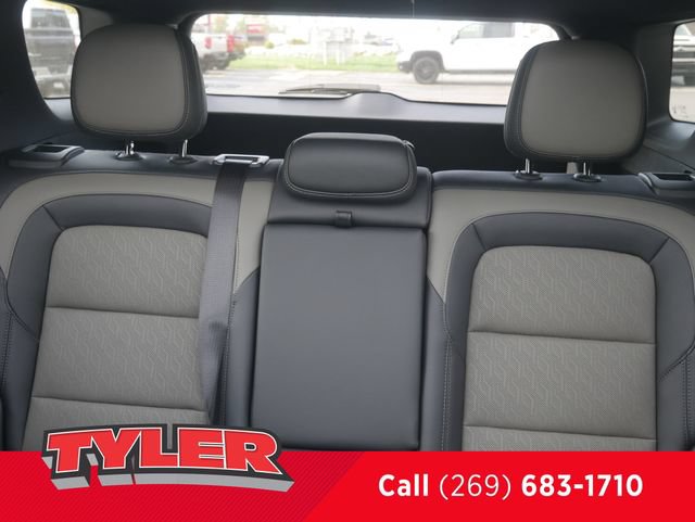 New 2026 Chevrolet Equinox LT w/ Convenience Package II AWD/4WD image 38
