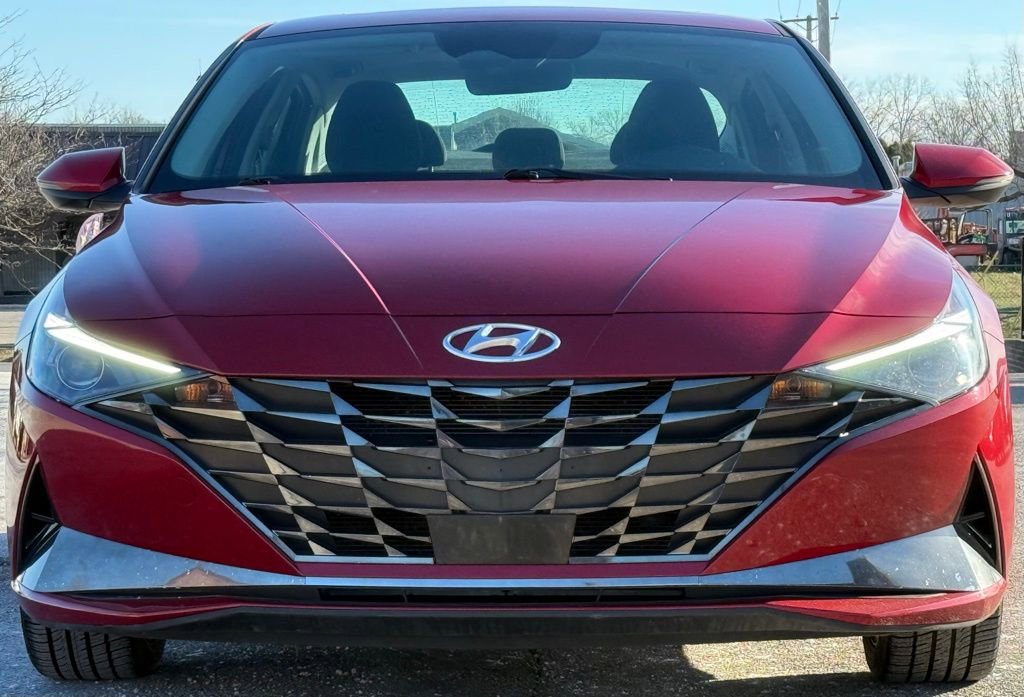 Used 2021 Hyundai Elantra SEL w/ Convenience + Premium Package image 9