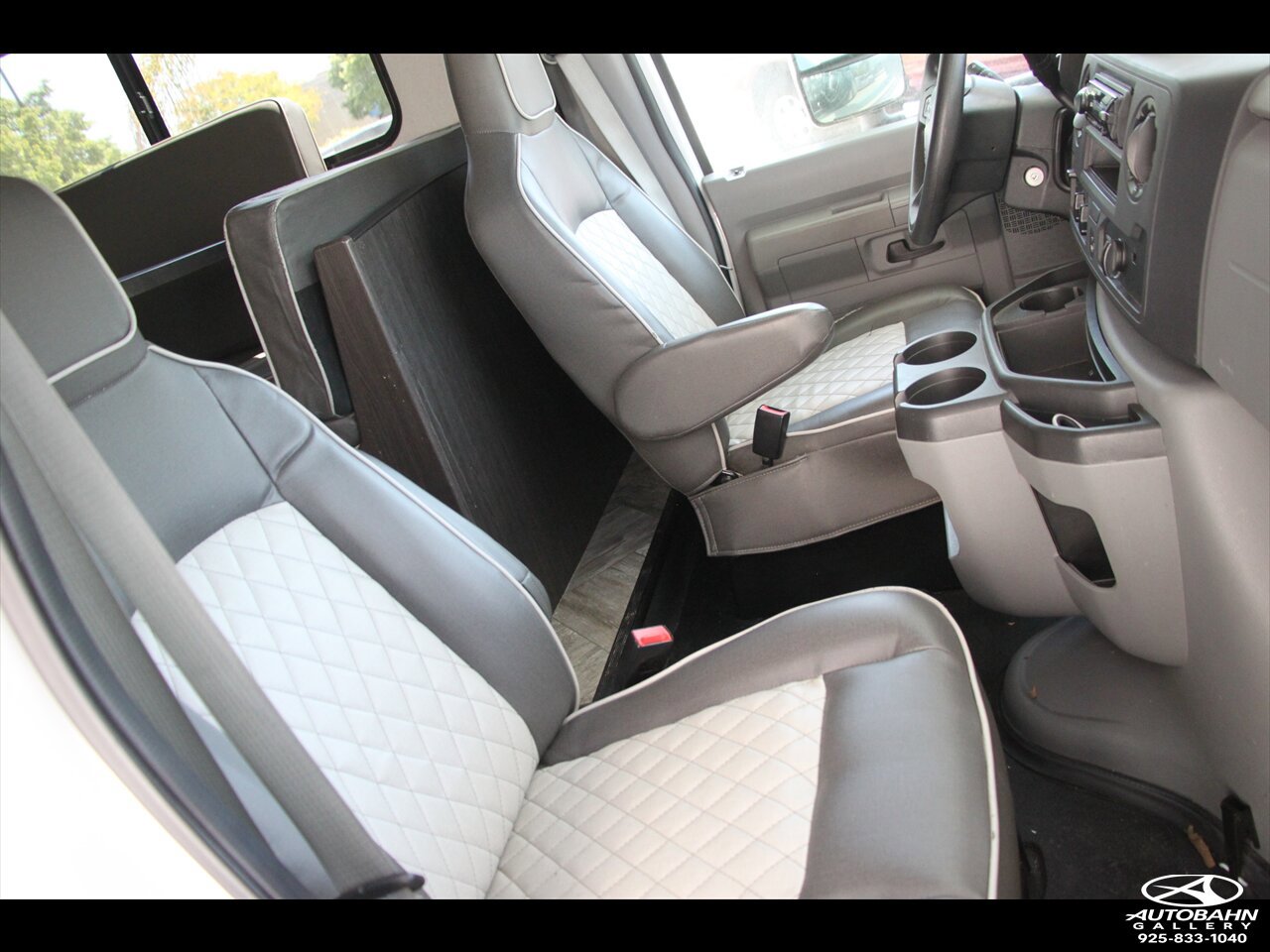 Used 2021 Ford E-350 and Econoline 350 Super Duty w/ Motorhome Prep Package RWD image 7
