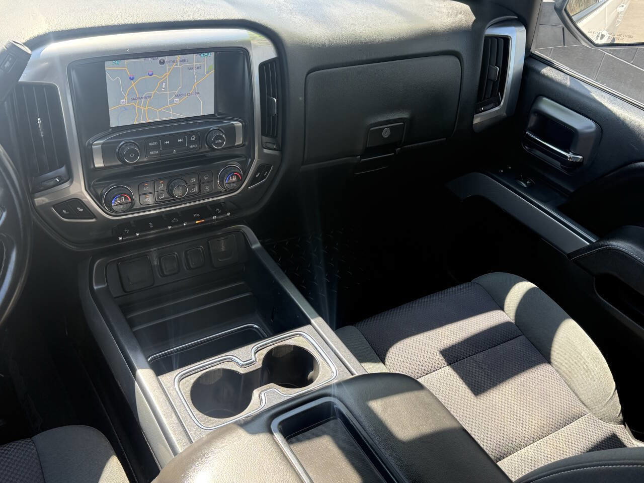 Used 2015 Chevrolet Silverado 1500 LT w/ LT Convenience Package AWD/4WD image 8
