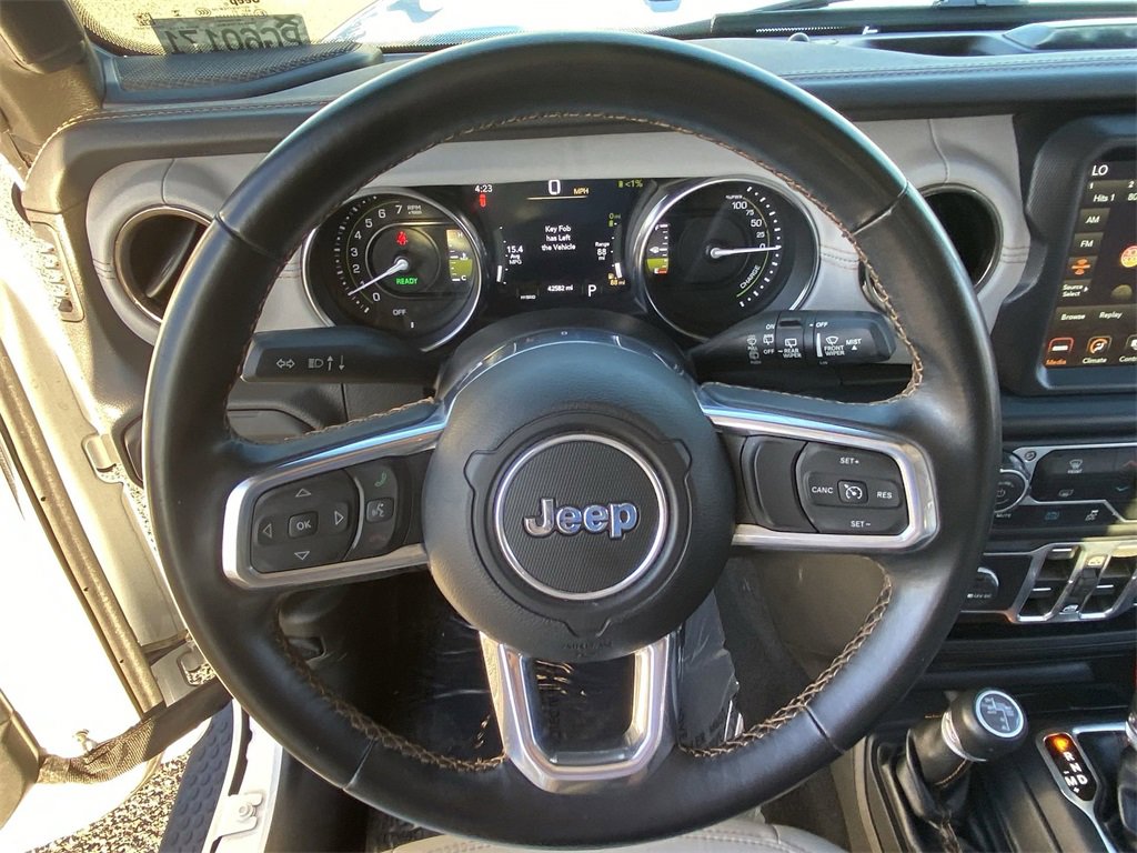 Used 2022 Jeep Wrangler Unlimited Sahara image 11