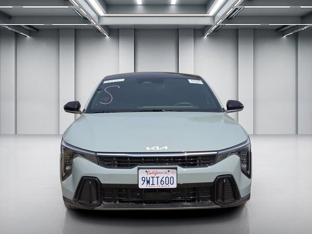 Certified 2025 Kia K4 GT-Line w/ GT-Line Sunroof Package FWD image 2