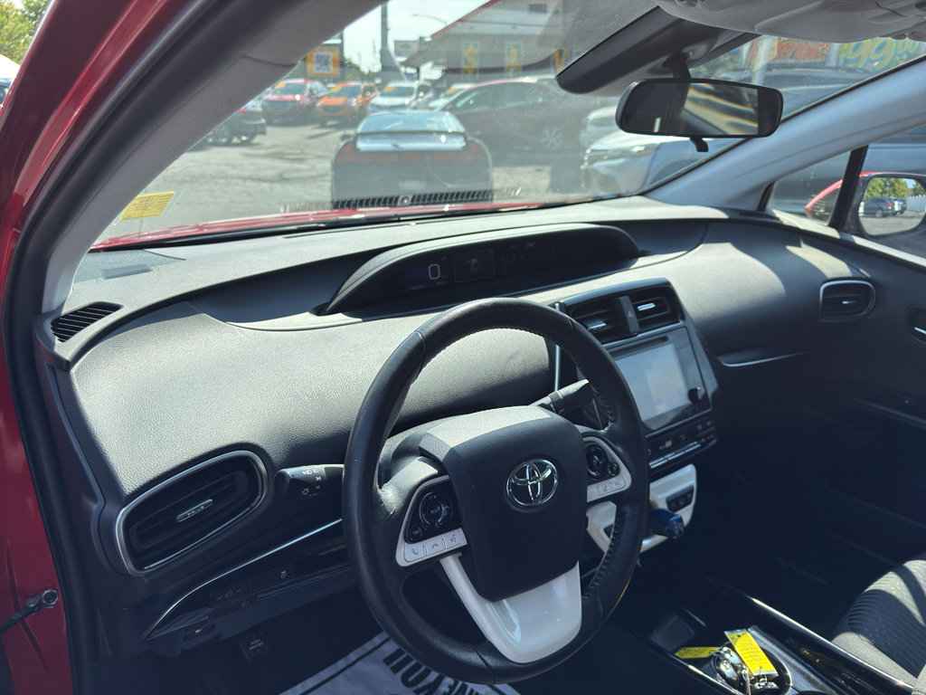 Used 2018 Toyota Prius Prime Plus image 8