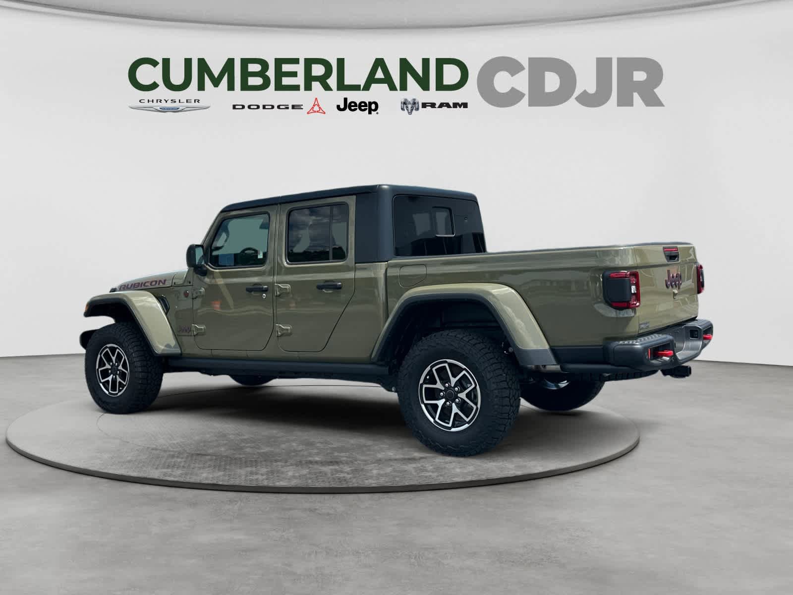 New 2025 Jeep Gladiator Rubicon w/ Safety Group AWD/4WD image 4