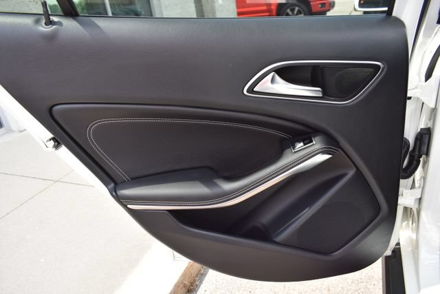 Used 2019 Mercedes-Benz GLA 250 4MATIC image 36
