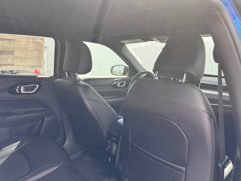 New 2026 Jeep Compass Latitude AWD/4WD image 27